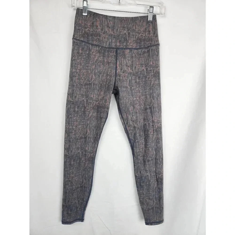 Varley Tights Gray/Tan pattern Size Medium.